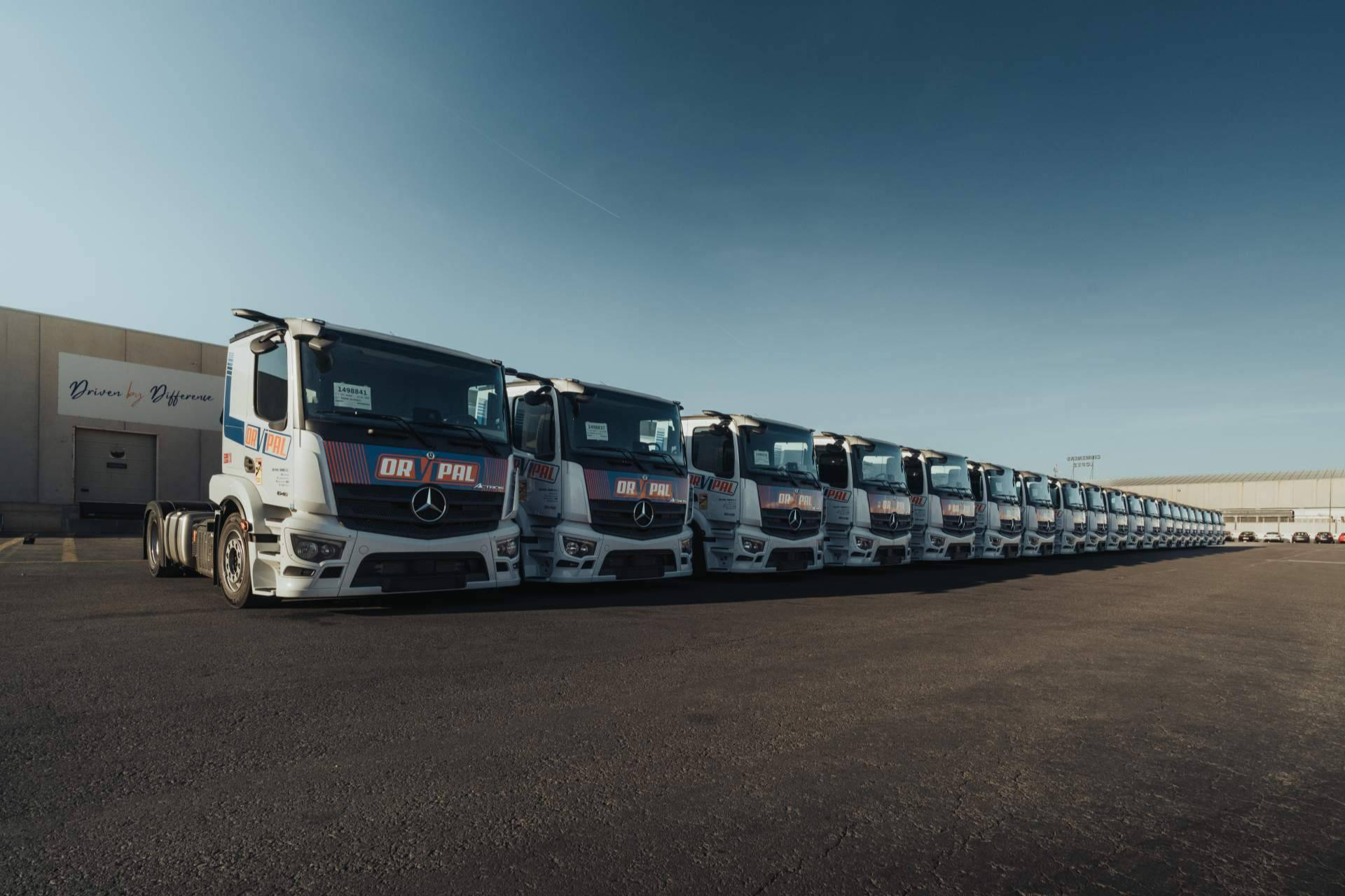 Orvipal refuerza su estructura de transporte con 20 nuevos Mercedes-Benz Actros 1846