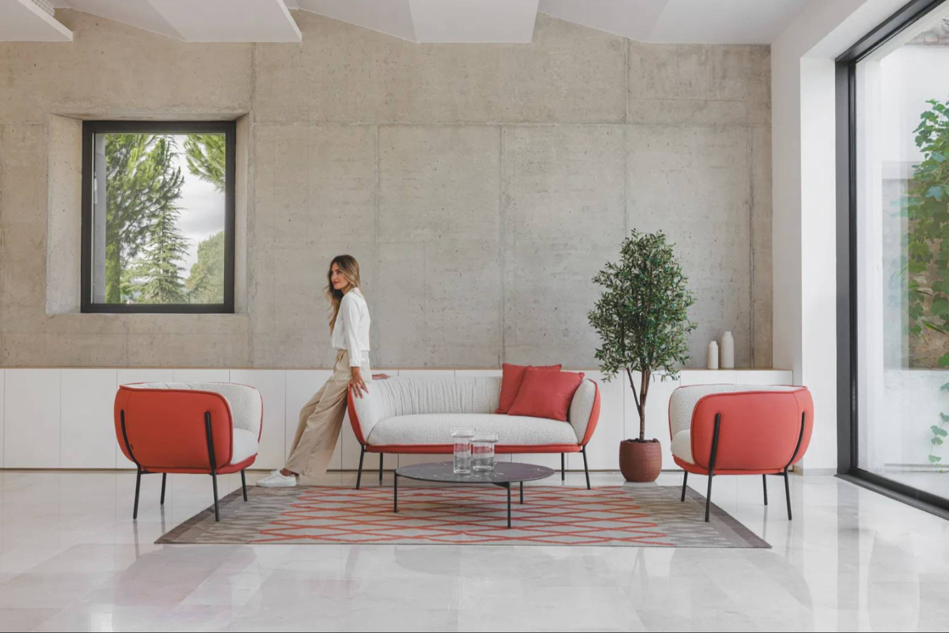 Soft seating oficina y bienestar laboral; así evolucionan los espacios de trabajo actuales