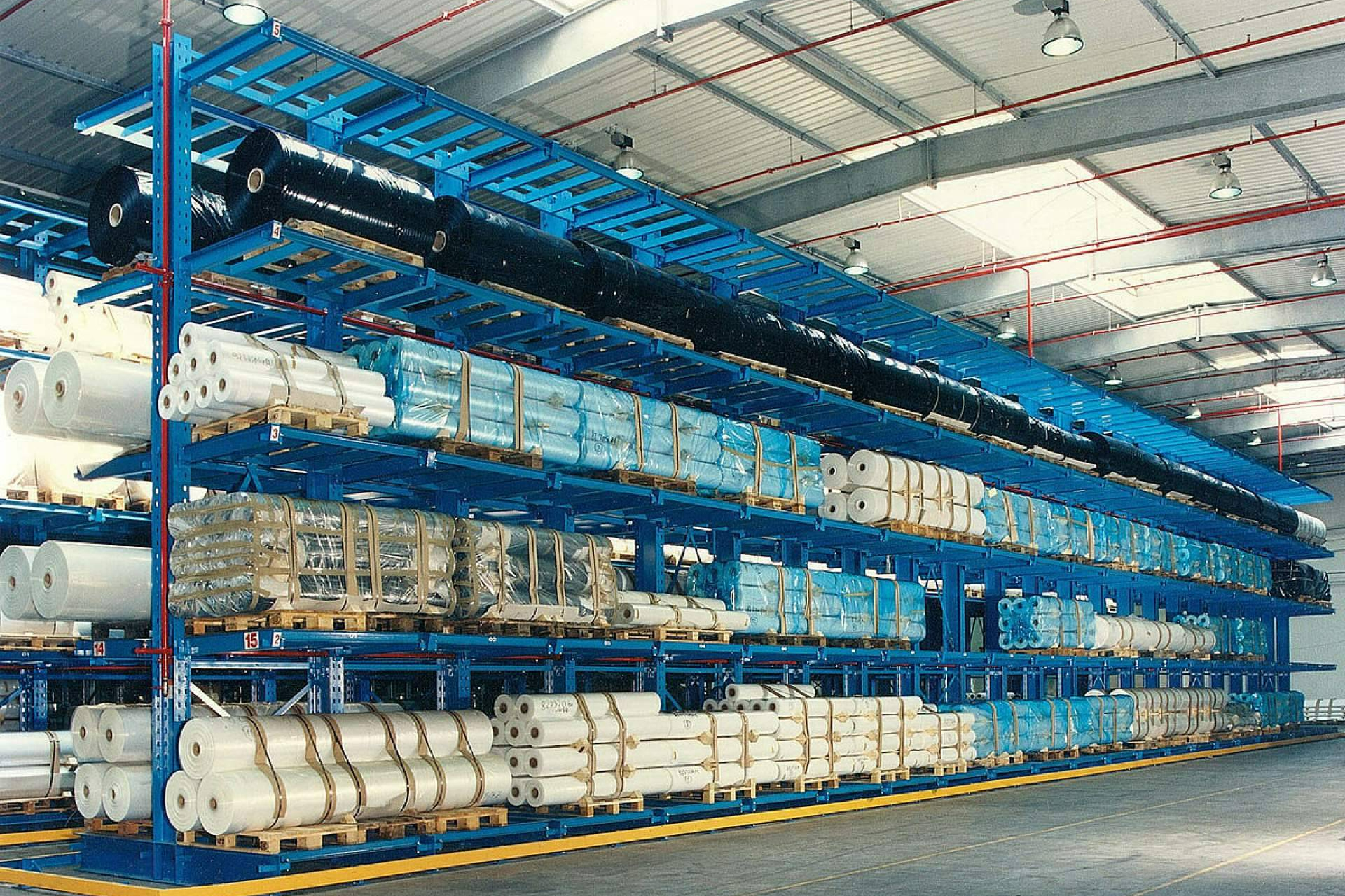 Marzo 2026; La evolución del almacenamiento industrial impulsa el desarrollo de sistemas cantilever especializados