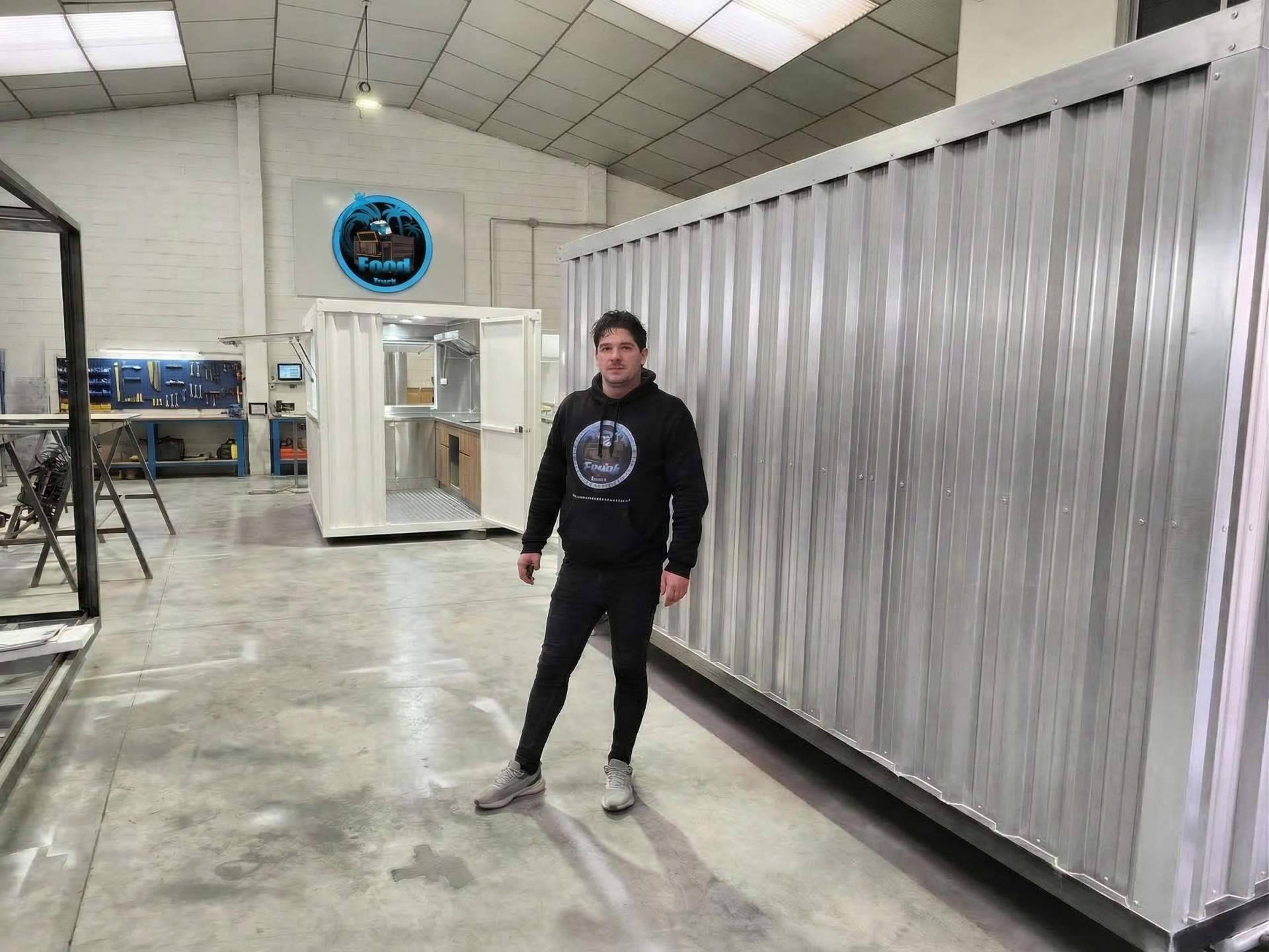 De Cuba a liderar la fabricación de Food Trucks en España; La historia de éxito de Marcos Gallardo