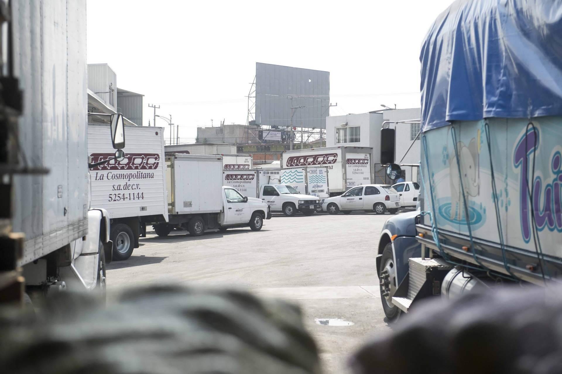 Cómo funcionan los sistemas de alimentación a gran escala en México; infraestructura, logística y operación