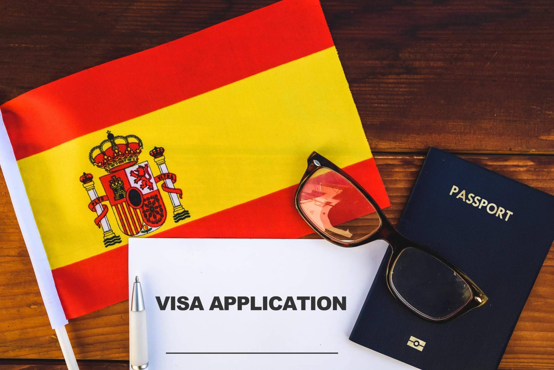 Cuenta atrás para la regularización extraordinaria 2026 España; requisitos, documentos y plazo